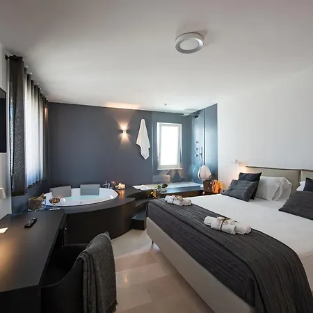 Suite1212 - Rattazzi Panzió 4*