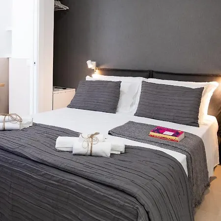 Alojamento de Acomodação e Pequeno-almoço Suite1212 - Rattazzi