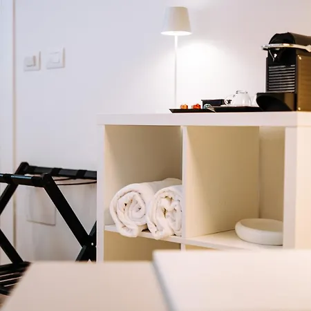 Alojamento de Acomodação e Pequeno-almoço Suite1212 - Rattazzi 4*