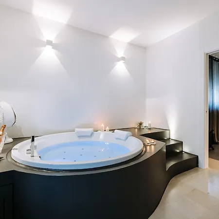 Suite1212 - Rattazzi Panzió 4*