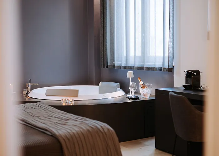 Alojamento de Acomodação e Pequeno-almoço Suite1212 - Rattazzi 4*